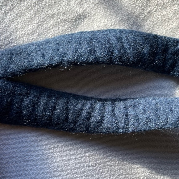 🧶 Felted Wool Shoulder Bag - Picture 7 of 10